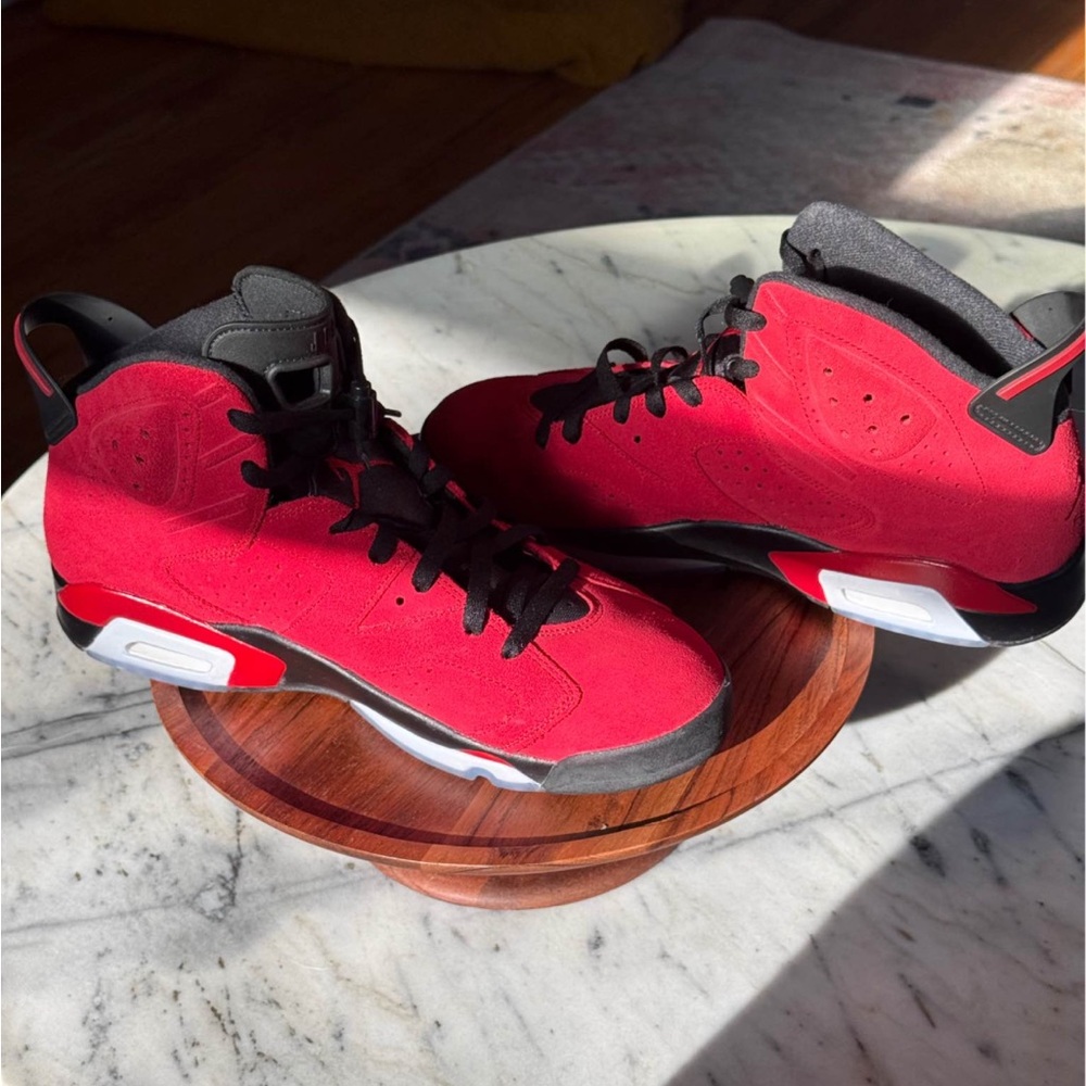 Jordan 6 Retro Toro Bravo